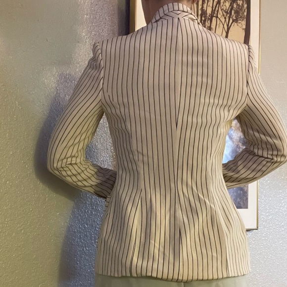 Eric Gaskins 100% silk blazer - Picture 3 of 10